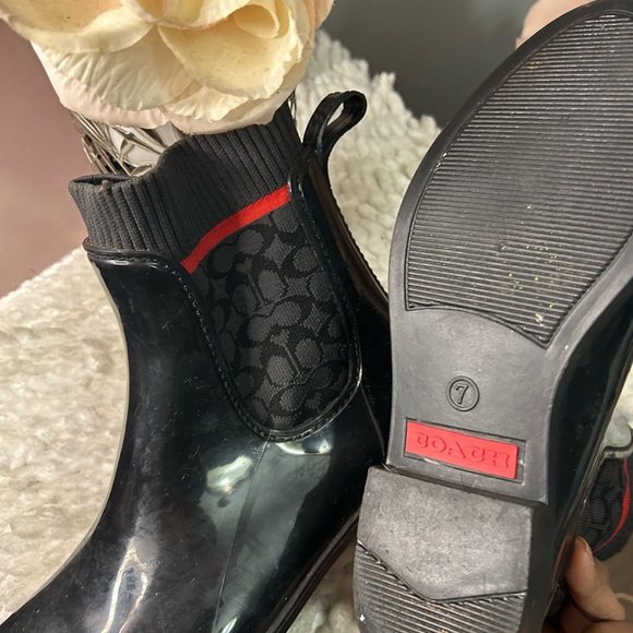 🔥😍Coach Red/Black Rain boots/ logo Sock Style Size 7 … ✨🚨LAST OFFER🤗🚨🚨✨ - Picture 3 of 5